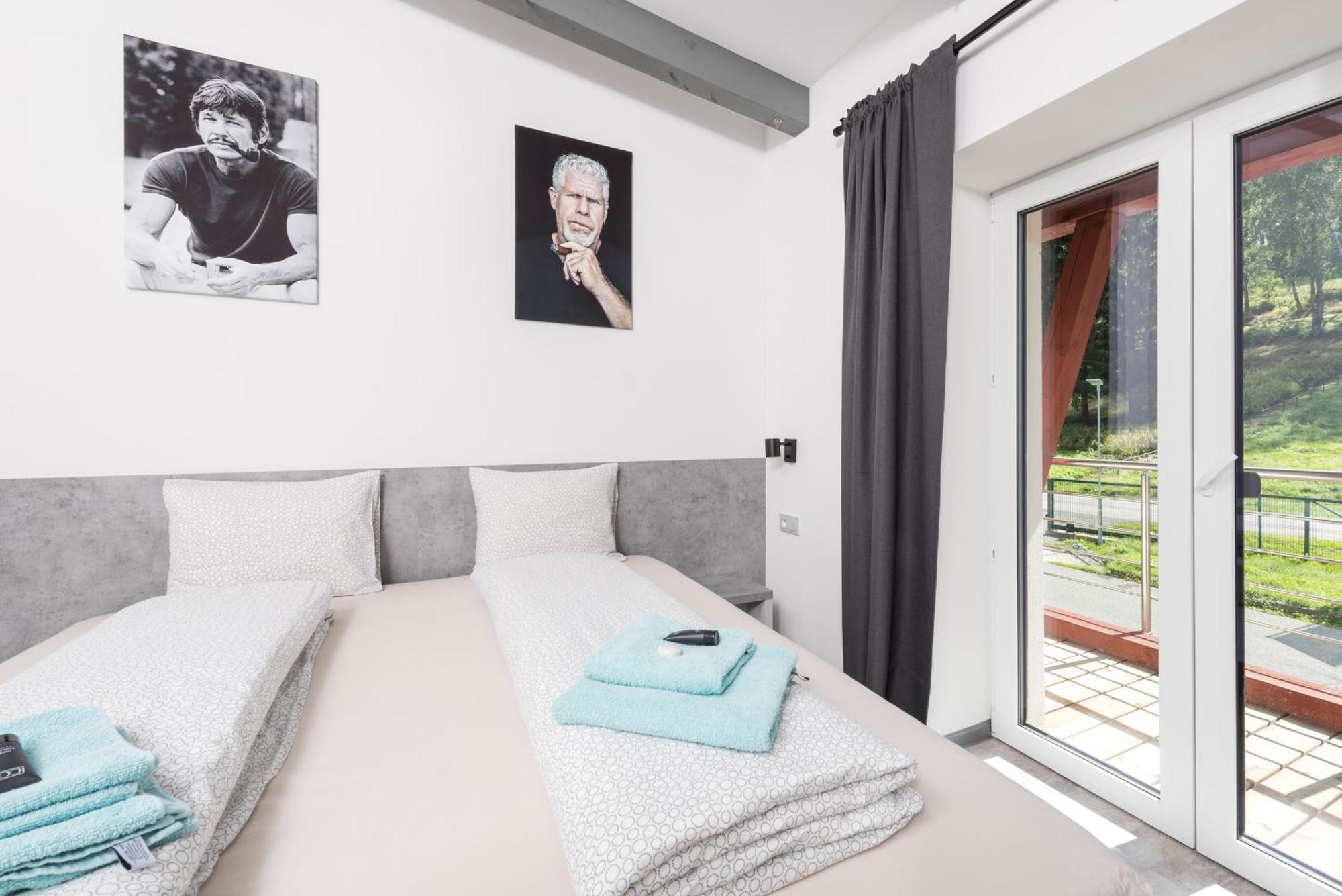 Pivovar A Penzion Agent Olesnice v Orlickych horach Zimmer foto